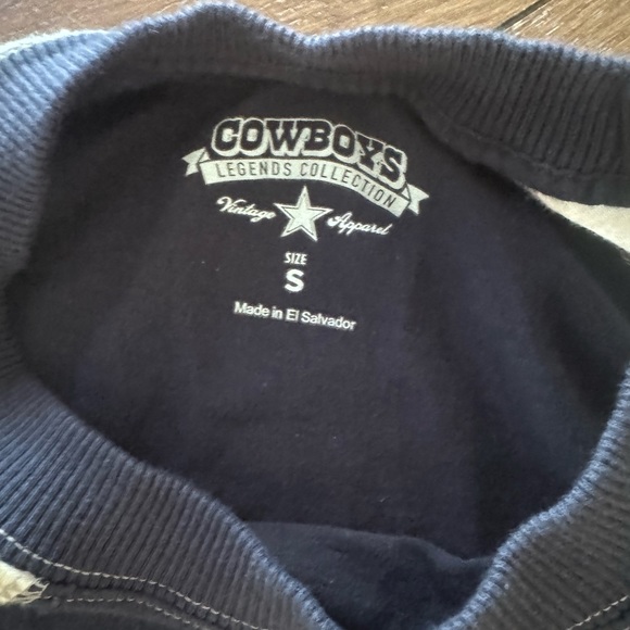 Dallas Cowboys Legends Collection Crew Neck Tee - Picture 3 of 5